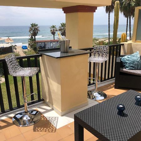 Beachfront Apartment - Sea Views - 马尔韦利亚 外观 照片